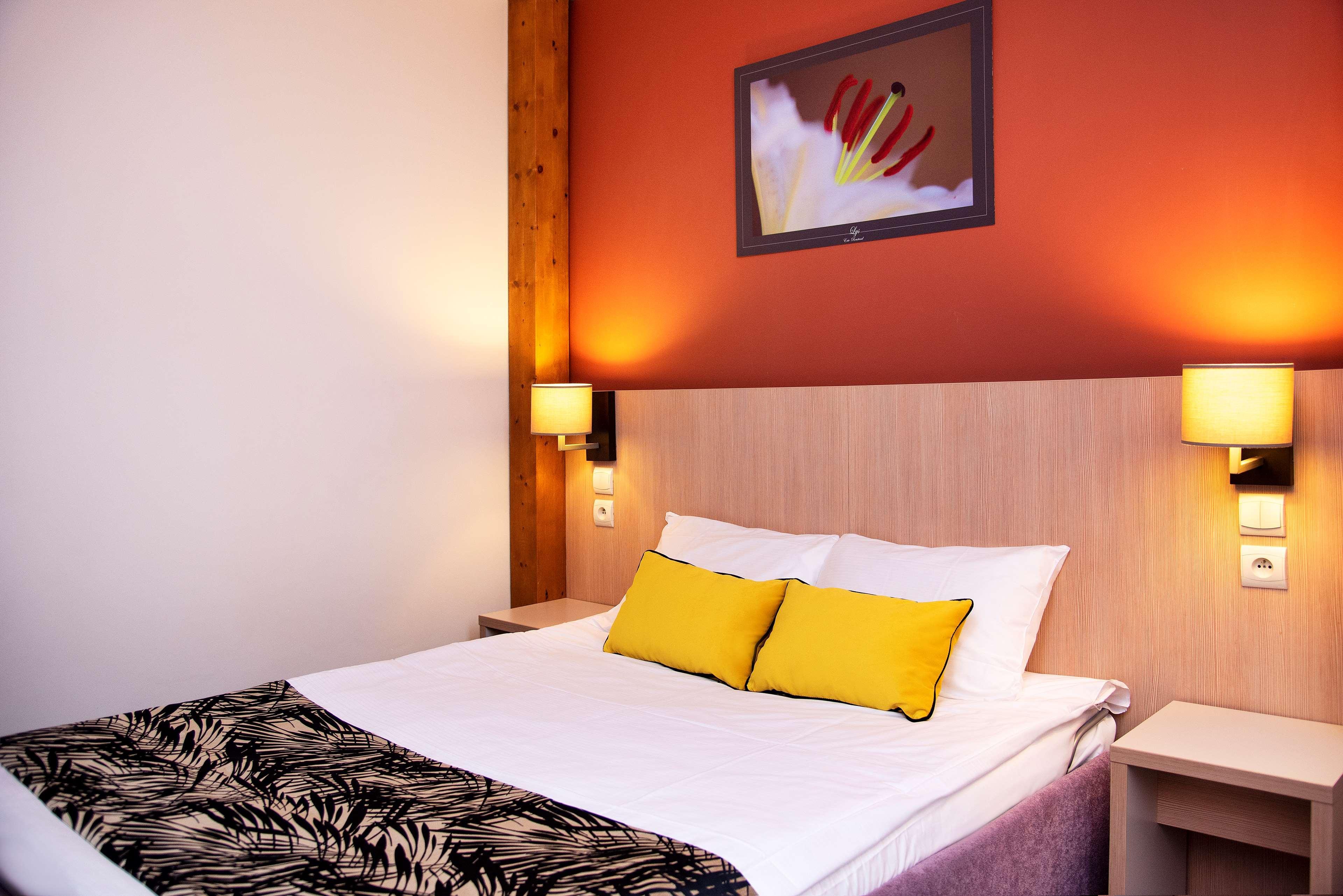 Best Western Plus Hotel Colbert Châteauroux Εξωτερικό φωτογραφία