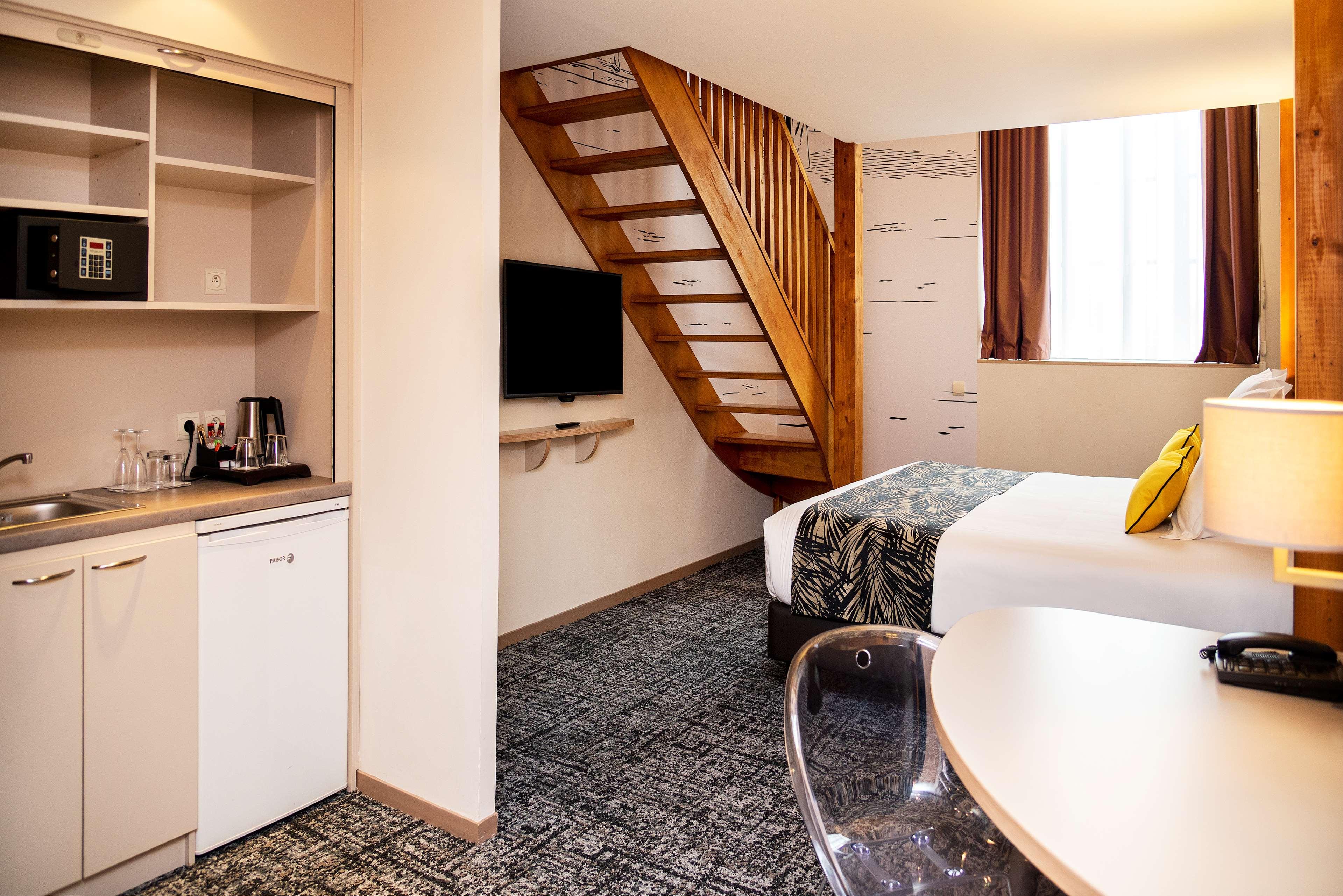 Best Western Plus Hotel Colbert Châteauroux Εξωτερικό φωτογραφία