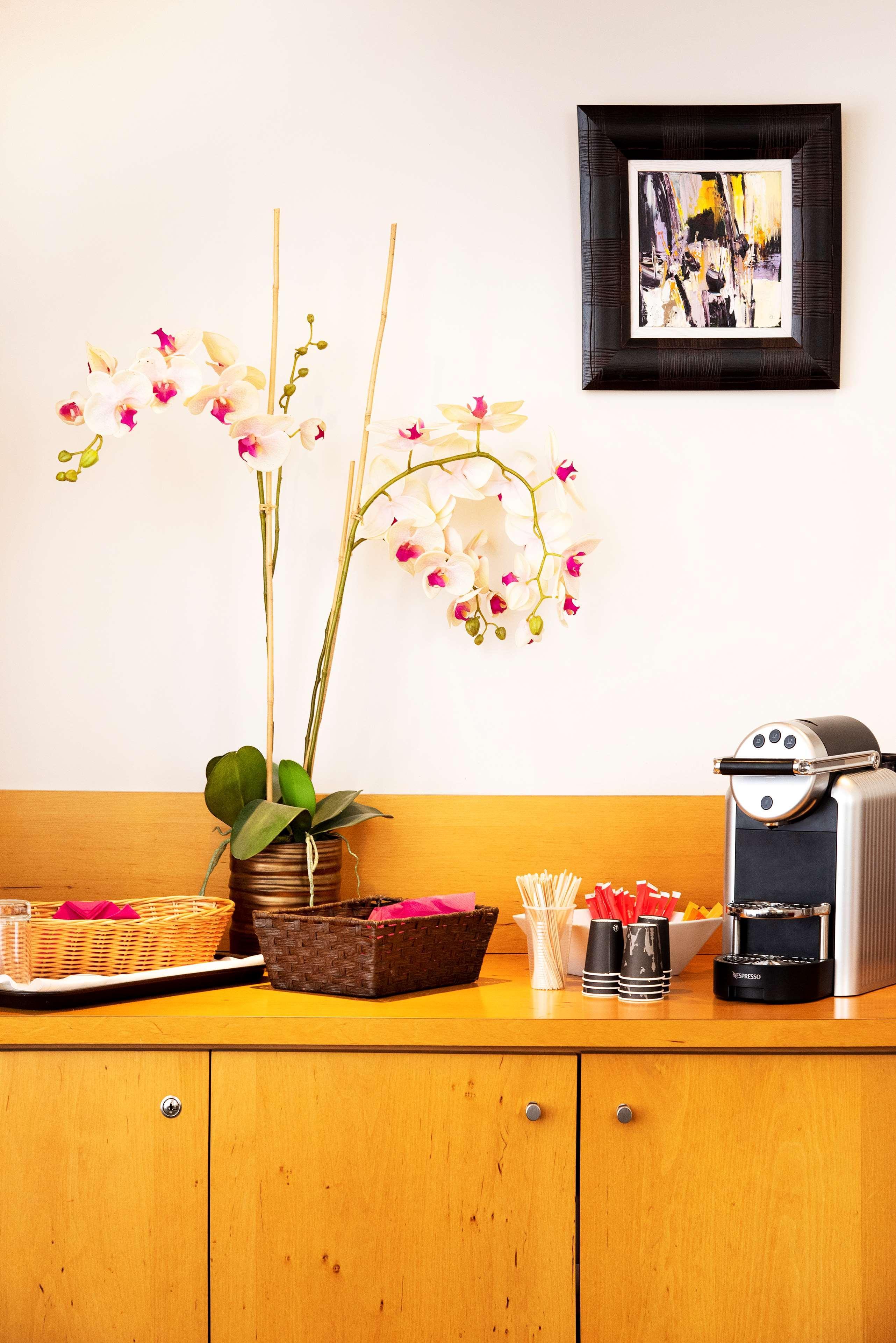 Best Western Plus Hotel Colbert Châteauroux Εξωτερικό φωτογραφία