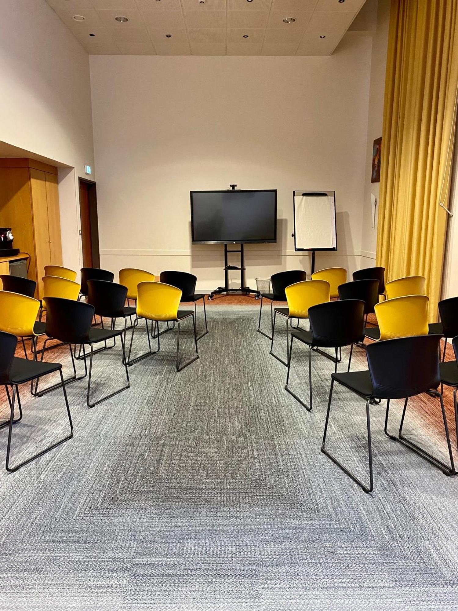 Best Western Plus Hotel Colbert Châteauroux Εξωτερικό φωτογραφία