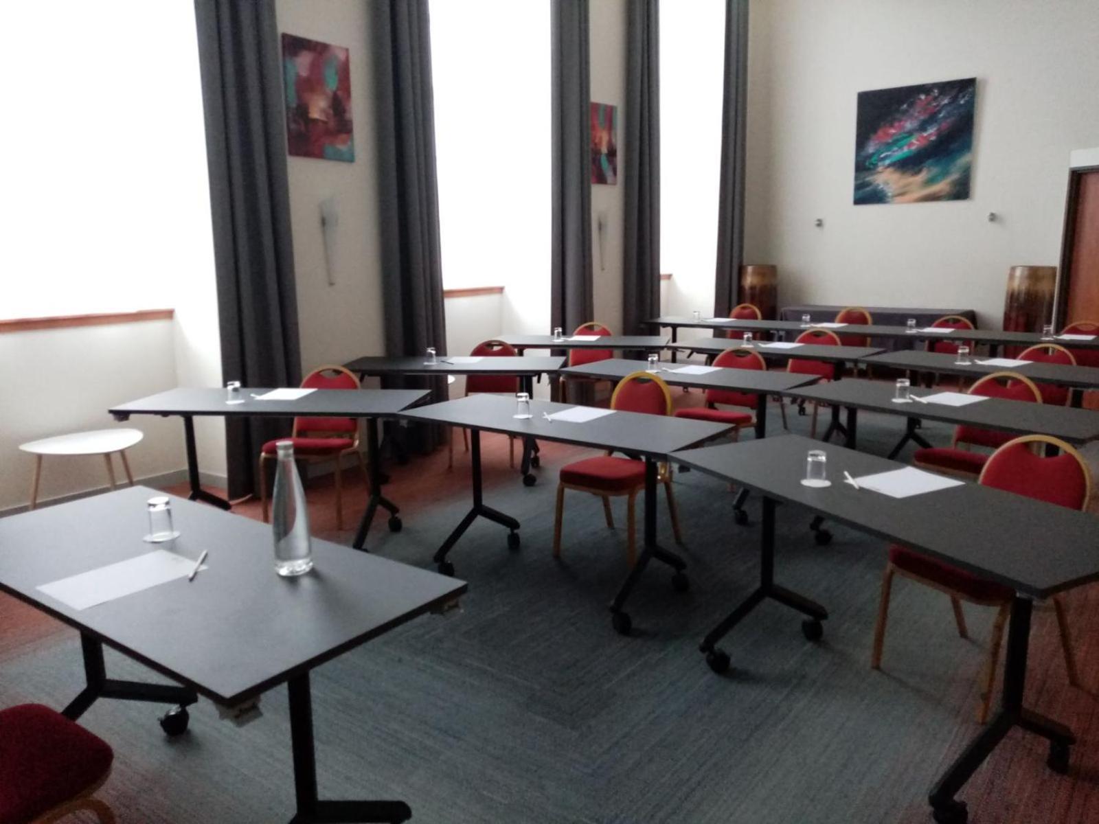 Best Western Plus Hotel Colbert Châteauroux Εξωτερικό φωτογραφία